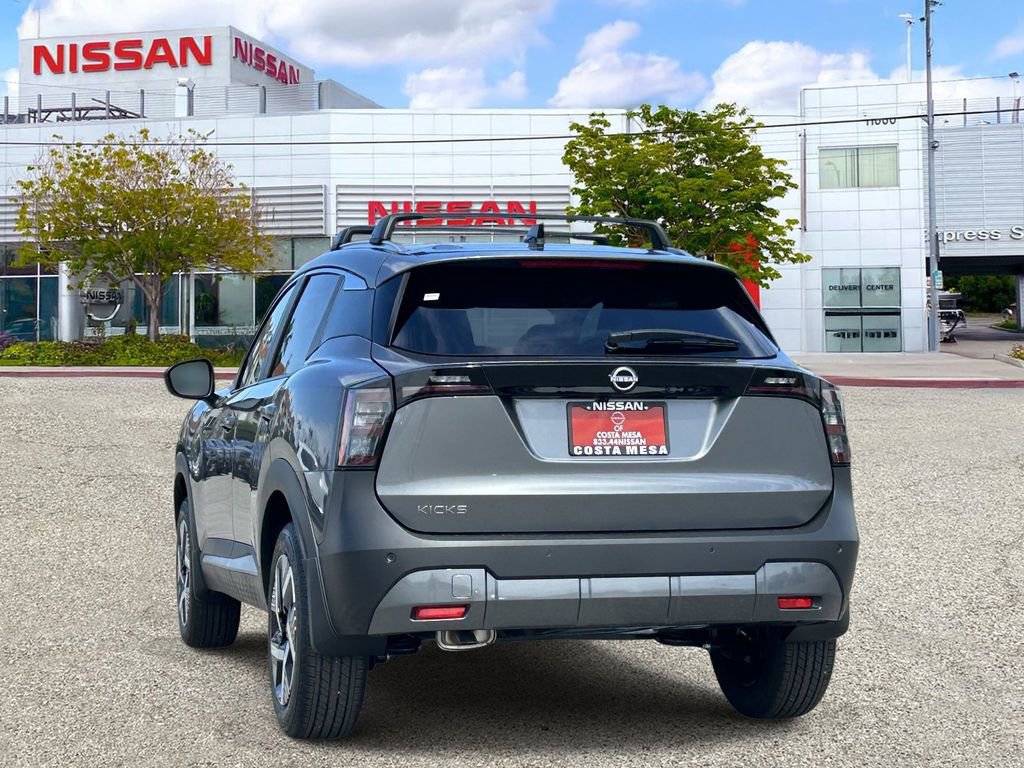 New 2026 Nissan Kicks SV w/ Charging Package image 3