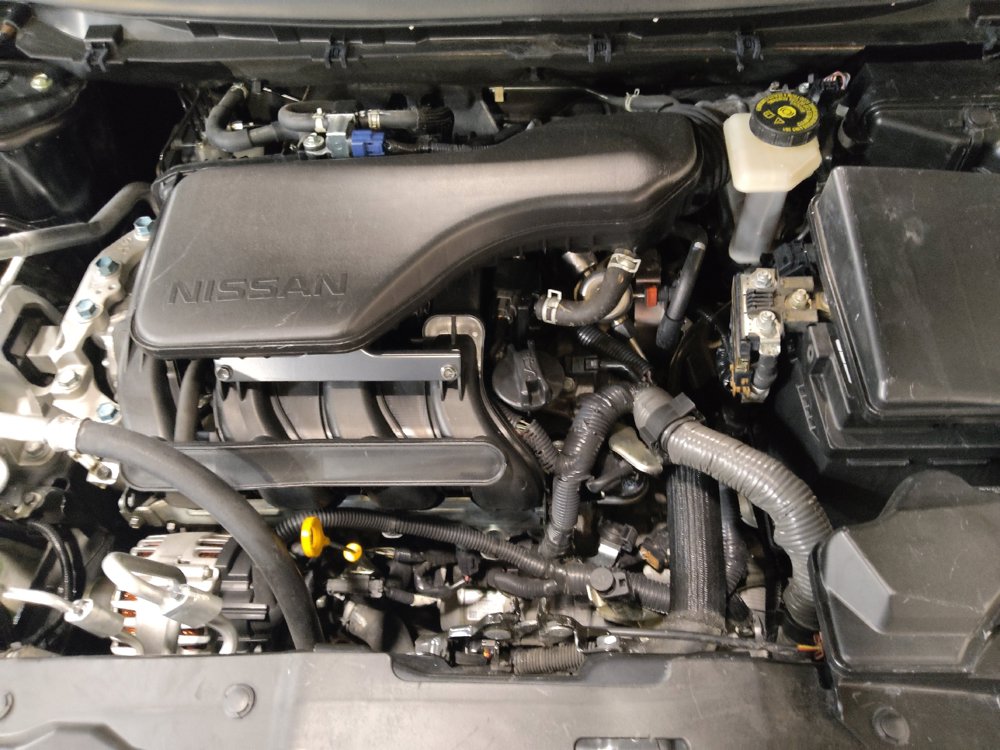 Used 2022 Nissan Rogue Sport SV w/ Technology Package FWD image 30