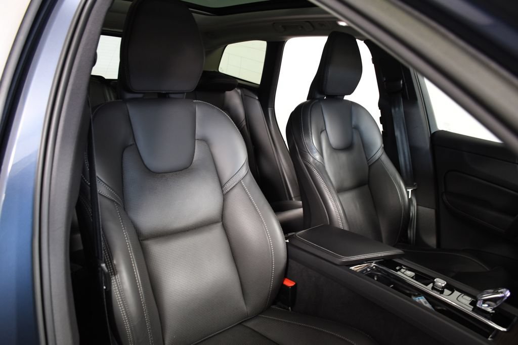 Used 2023 Volvo XC60 B6 Ultimate AWD/4WD image 20