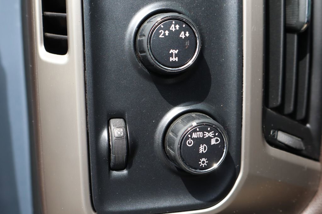 Used 2016 GMC Sierra 2500 Denali w/ Duramax Plus Package image 24