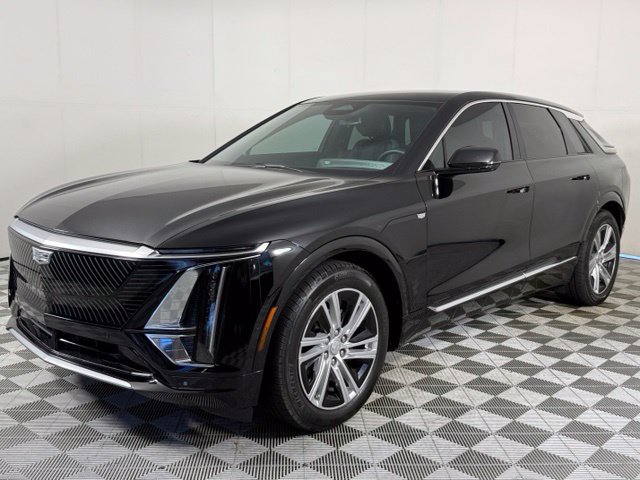 Used 2024 Cadillac Lyriq Tech w/ Driver Assist Package RWD image 2