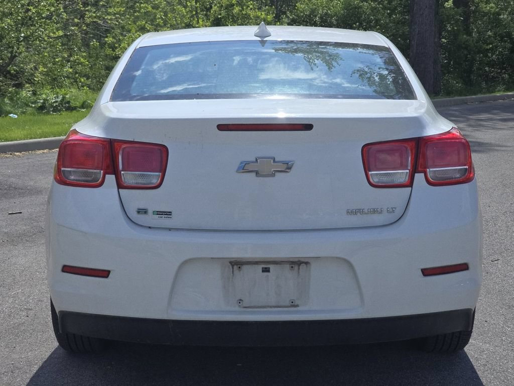 Used 2015 Chevrolet Malibu LT FWD image 13