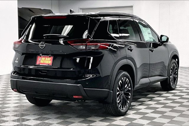 New 2026 Nissan Rogue Dark Armor FWD image 17
