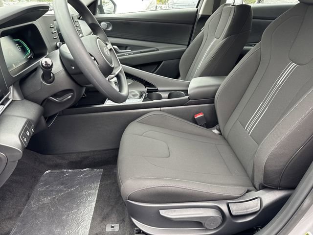 New 2026 Hyundai Elantra Blue image 9