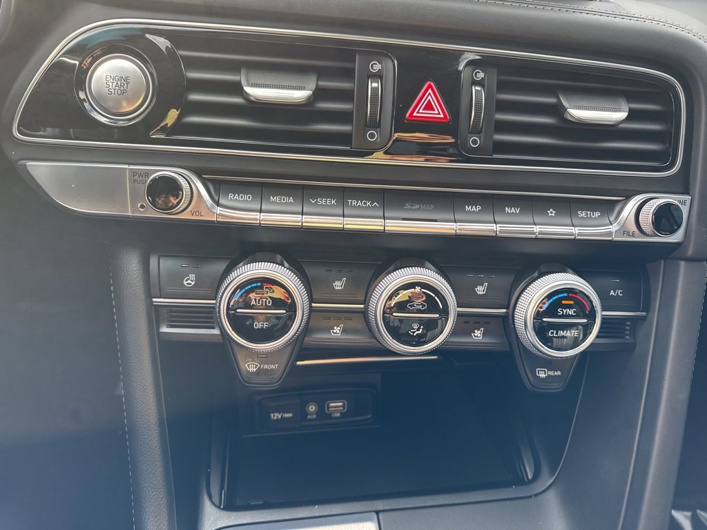 Used 2019 Genesis G70 2.0T Advanced w/ Elite Package image 26