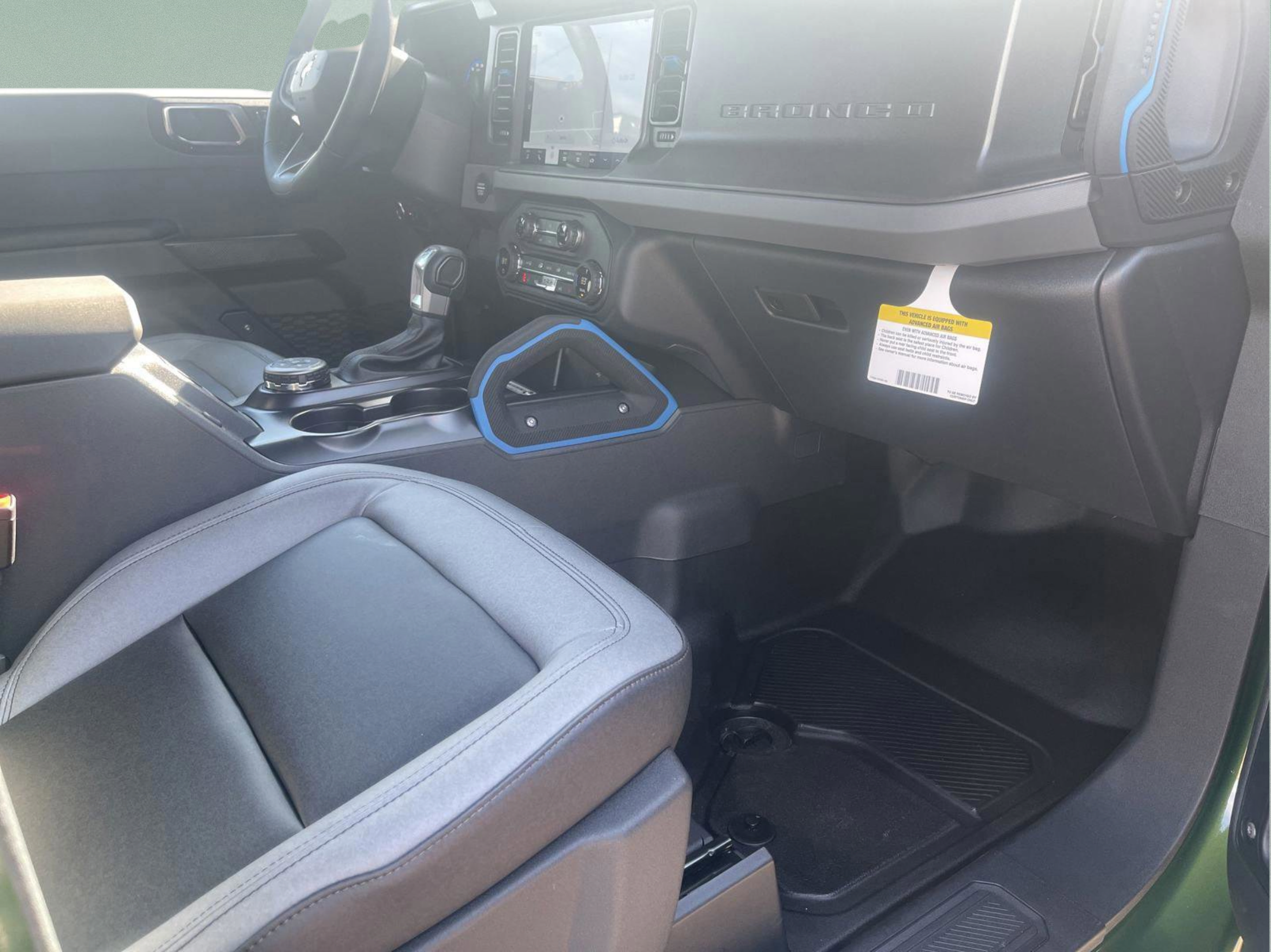 New 2024 Ford Bronco Black Diamond w/ Sasquatch Package AWD/4WD image 32
