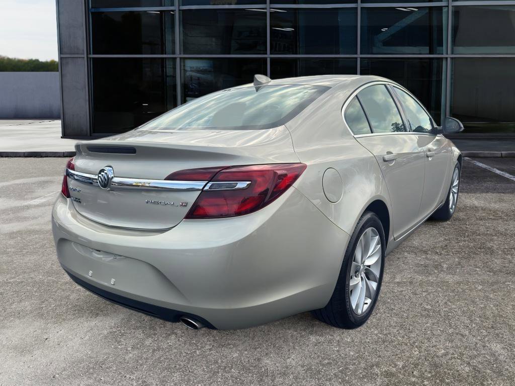 Used 2016 Buick Regal image 5