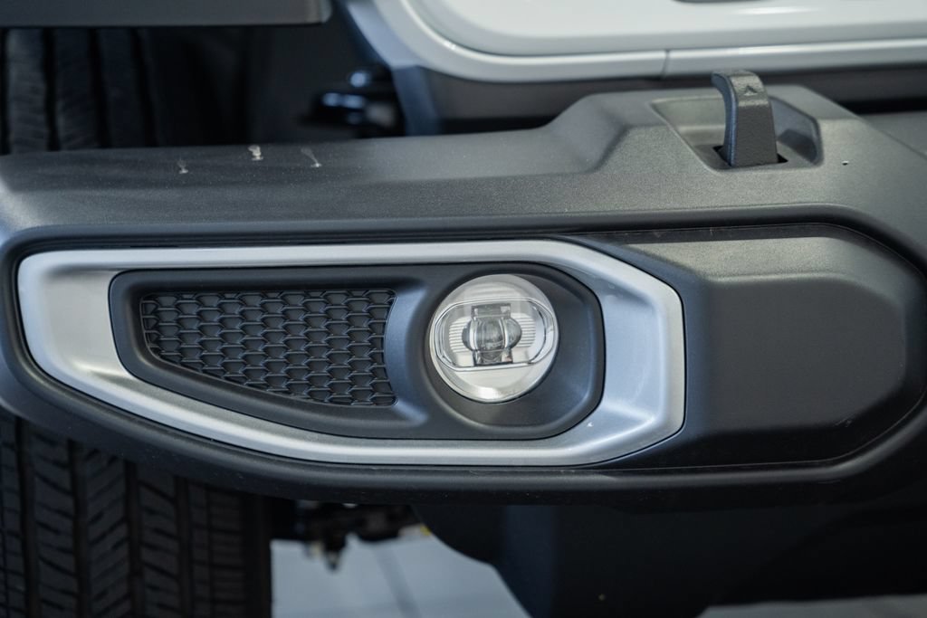 New 2026 Jeep Wrangler Unlimited Sahara AWD/4WD image 12