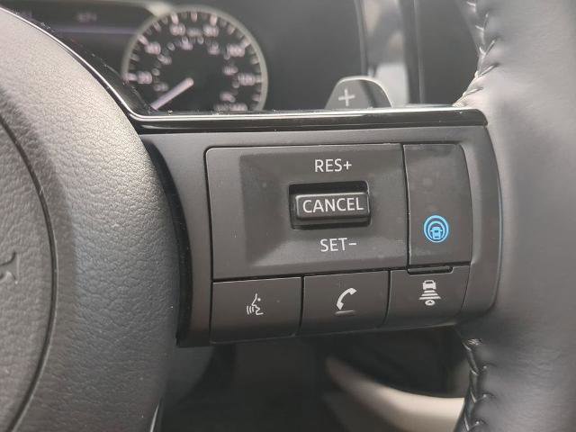 Certified 2025 Nissan Pathfinder SL image 26