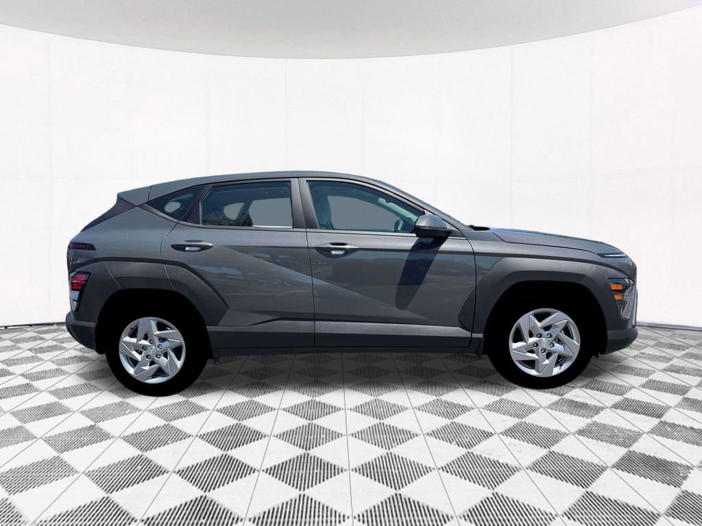 New 2026 Hyundai Kona SE image 13