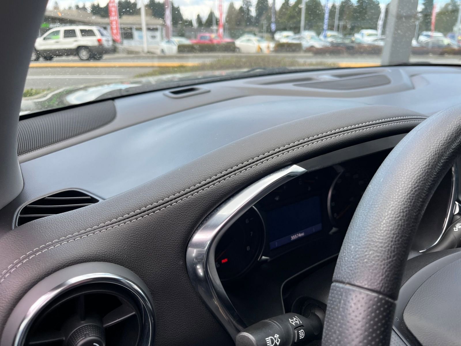 Used 2025 Chevrolet Blazer LT image 35