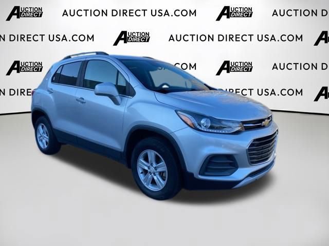 Used 2020 Chevrolet Trax LT w/ LT Convenience Package AWD/4WD image 23