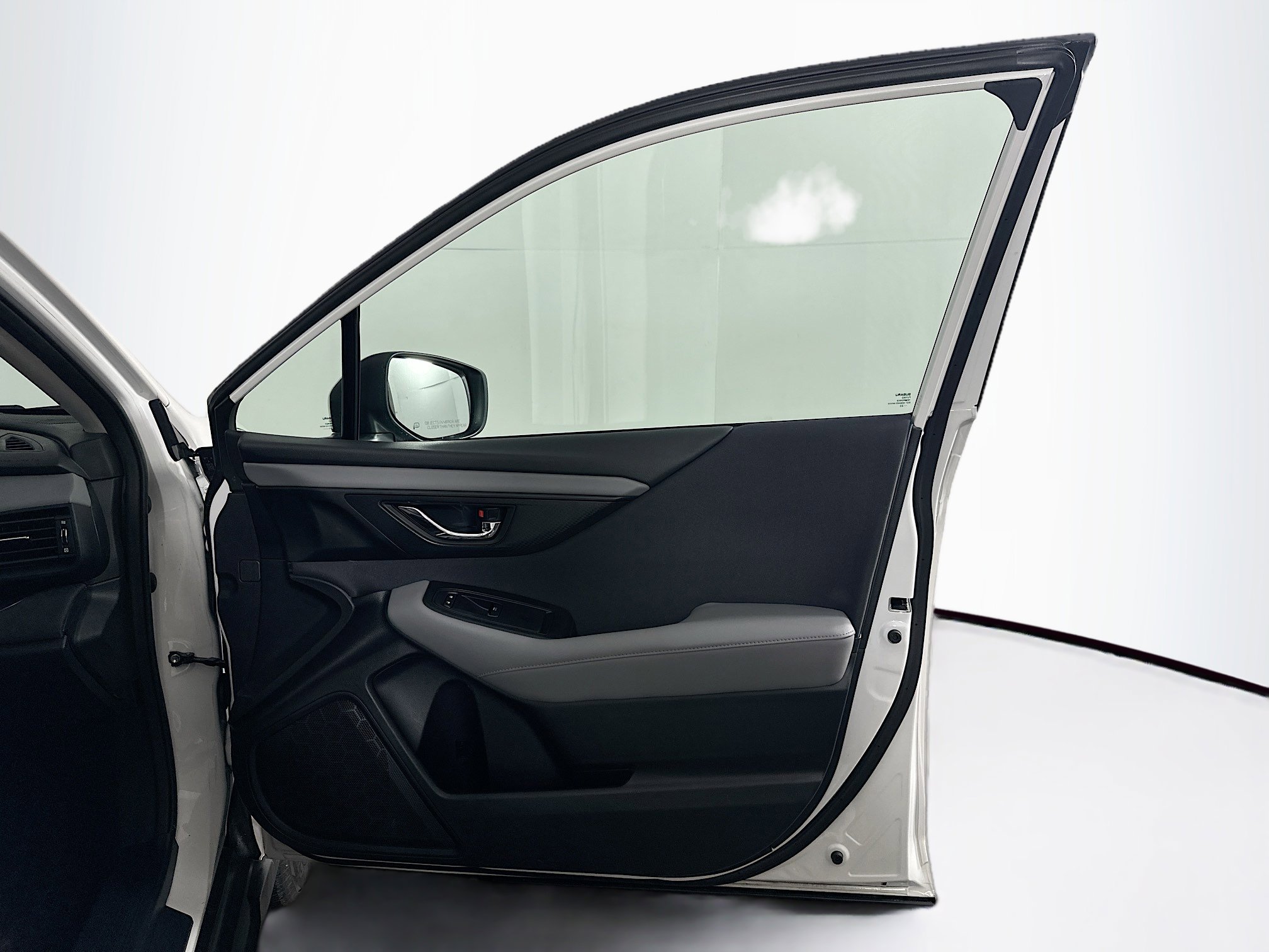 Used 2022 Subaru Outback Premium image 31