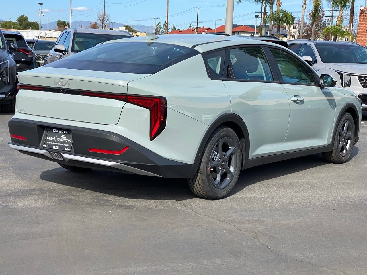 New 2026 Kia K4 LXS image 3