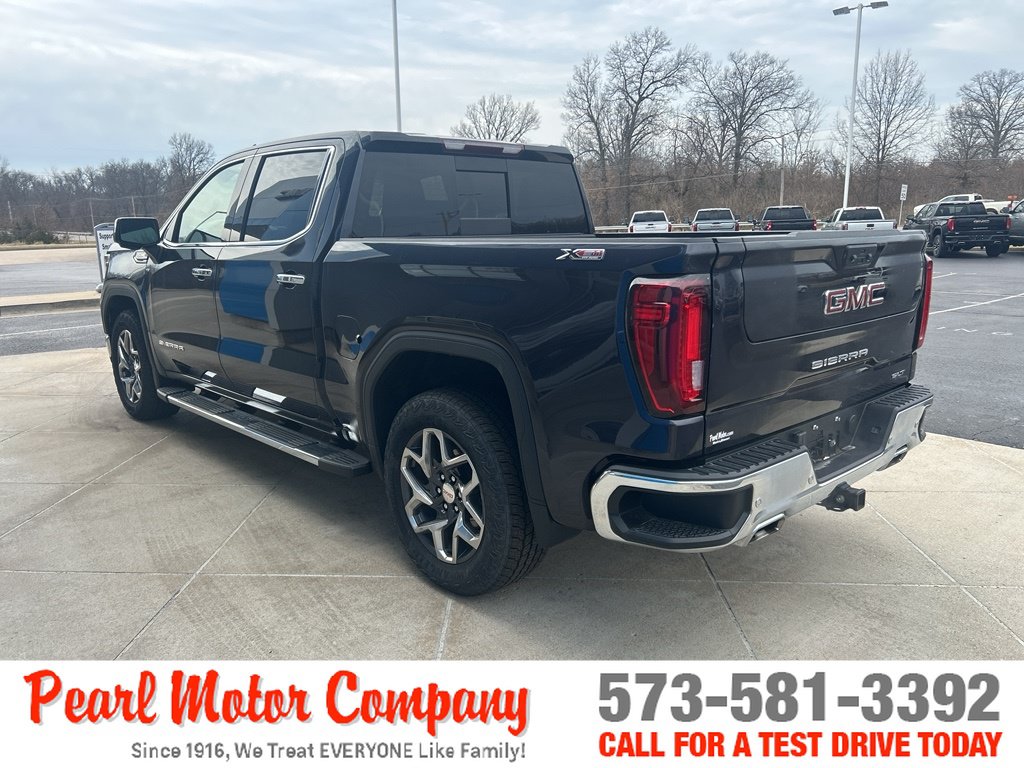 Certified 2023 GMC Sierra 1500 SLT w/ SLT Premium Plus Package AWD/4WD image 7