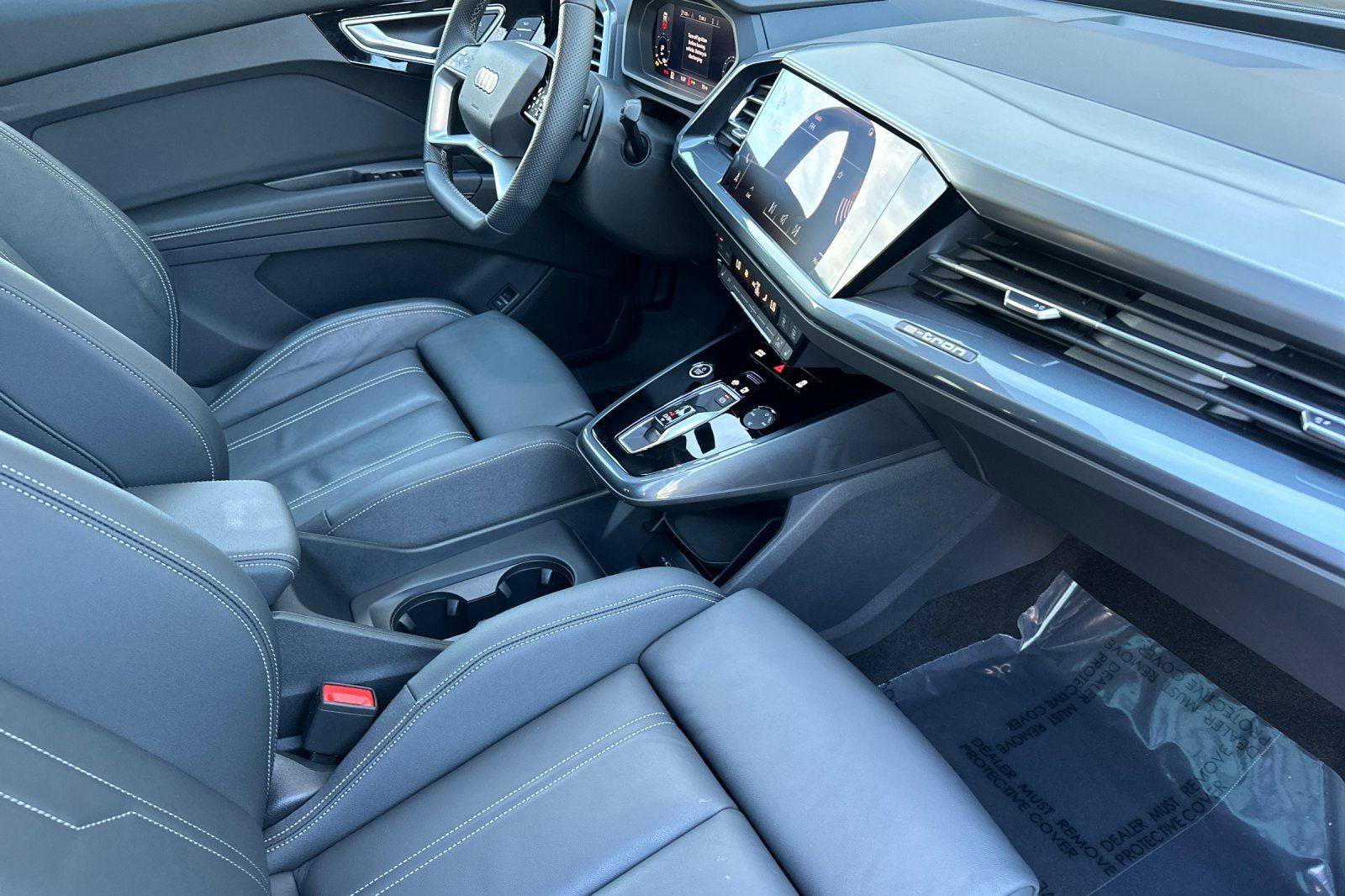 Certified 2025 Audi Q4 e-tron Premium Plus w/ Premium Plus image 16