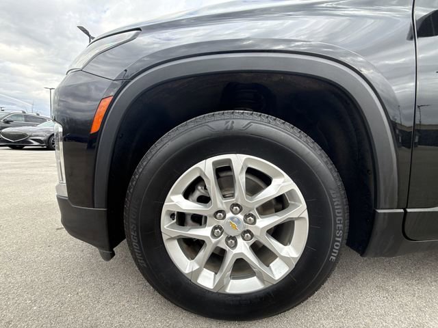 Used 2023 Chevrolet Traverse LS image 10