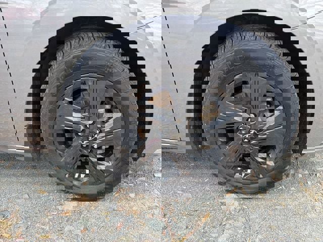 Certified 2023 Hyundai Elantra SEL image 8