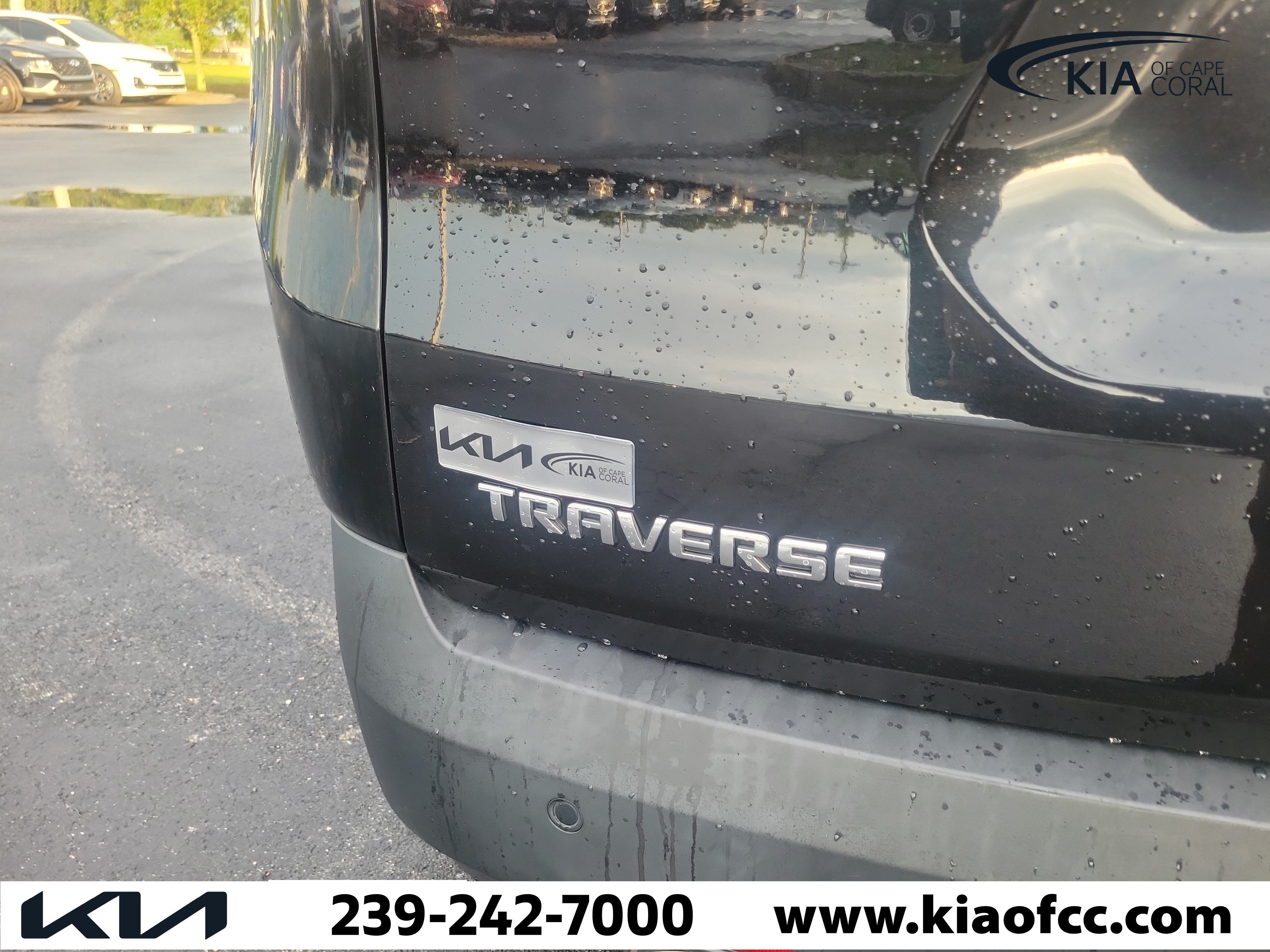 Used 2019 Chevrolet Traverse LT FWD image 11