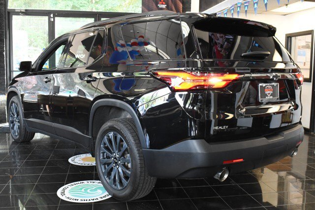 Used 2023 Chevrolet Traverse RS AWD/4WD image 14