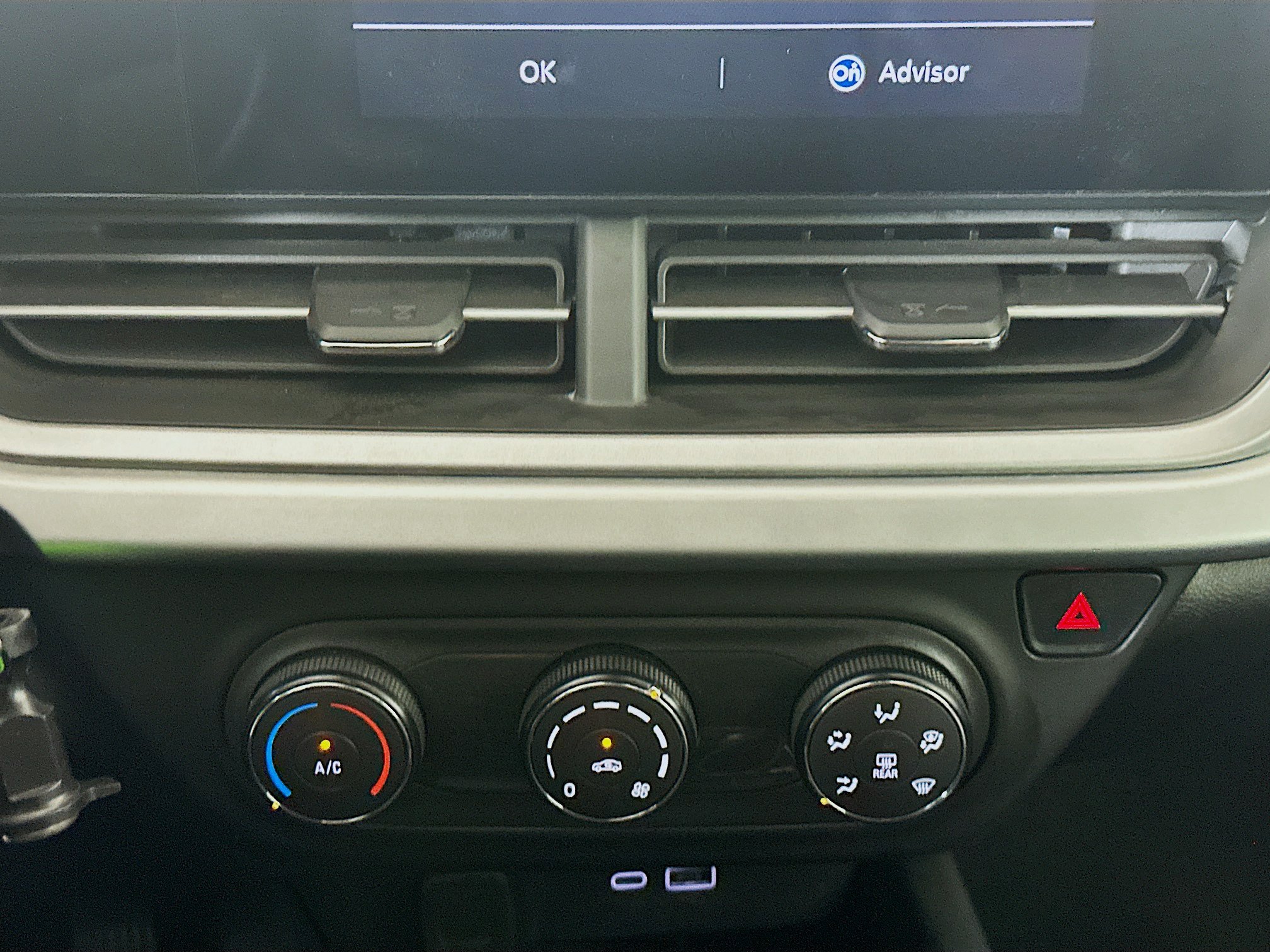 Used 2025 Chevrolet Trax LS FWD image 23