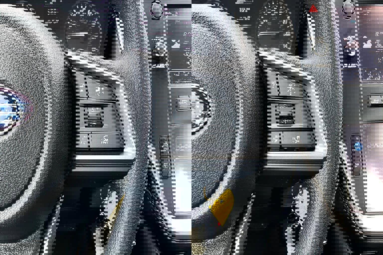 Used 2025 Subaru Outback AWD/4WD image 25