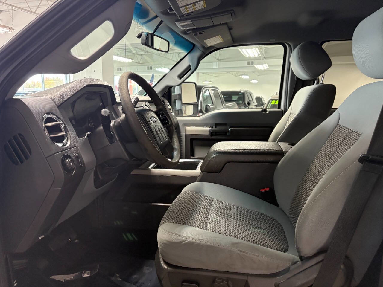 Used 2016 Ford F250 XLT w/ Camper Package image 14