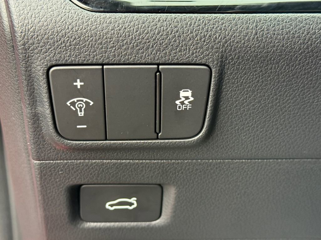 Used 2025 Kia K5 EX image 23