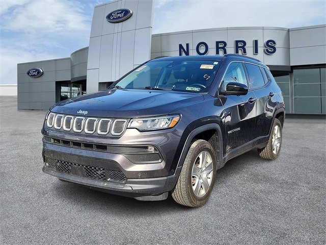 Used 2022 Jeep Compass Latitude w/ Convenience Group image 3