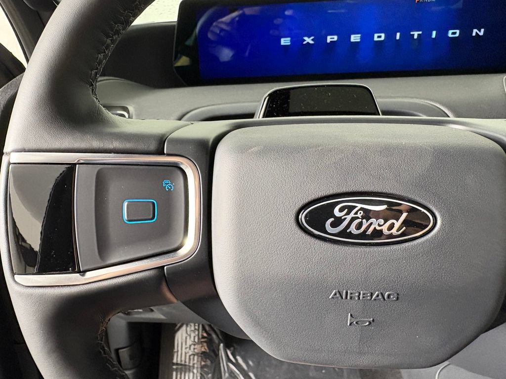 New 2026 Ford Expedition Platinum w/ Stealth Performance Package AWD/4WD image 28