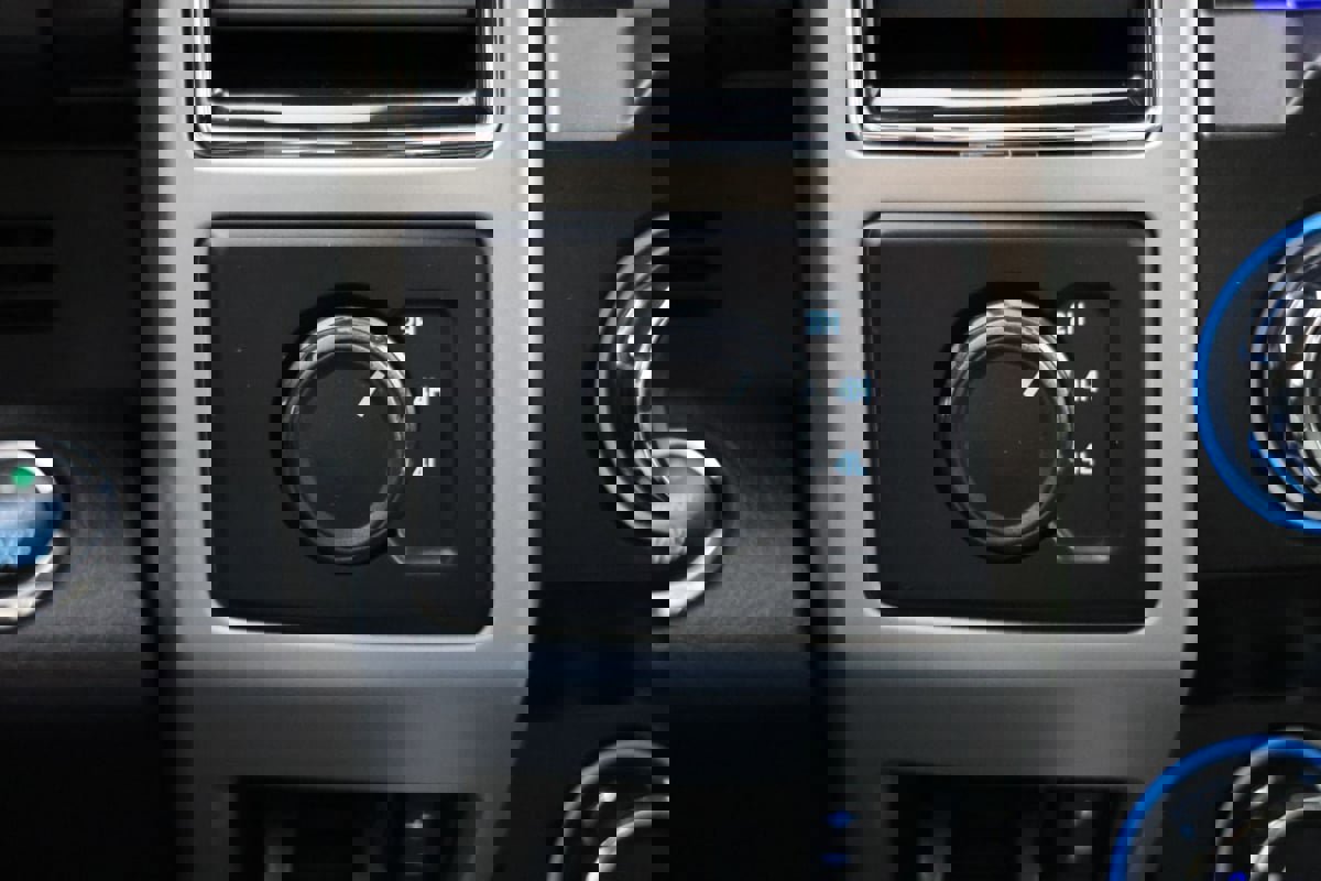 Used 2020 Ford F450 Lariat w/ Lariat Ultimate Package image 18