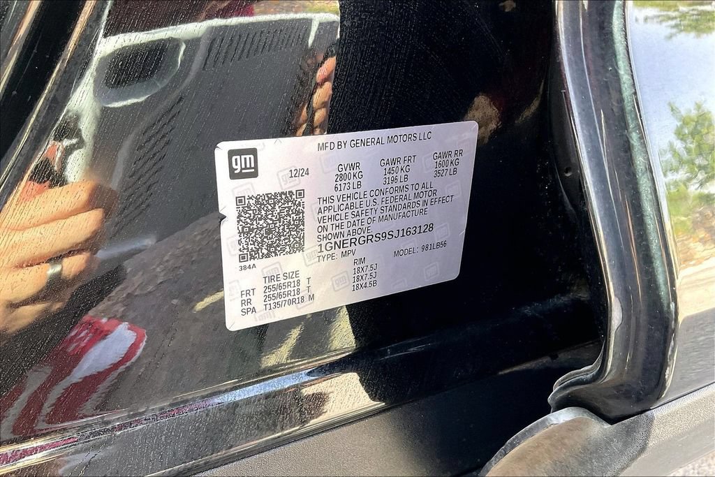 Used 2025 Chevrolet Traverse LT FWD image 35