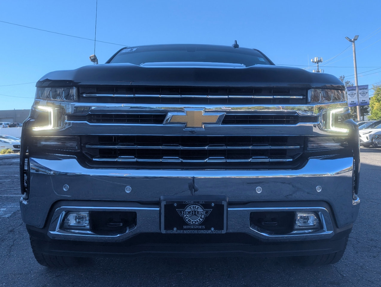 Used 2021 Chevrolet Silverado 1500 LTZ w/ Z71 Off-Road Package image 5
