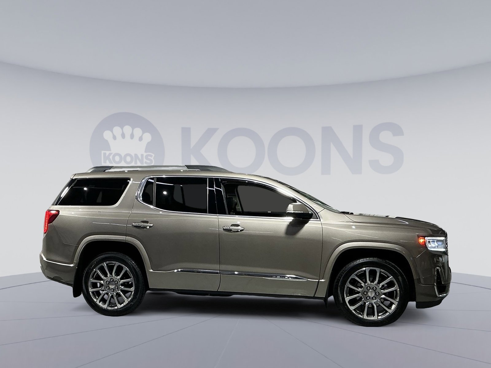 Used 2023 GMC Acadia Denali w/ Denali Ultimate Package image 17