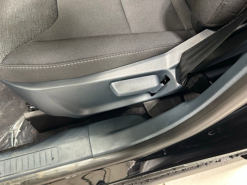 New 2025 Ford Maverick XL w/ Equipment Group 101A image 9