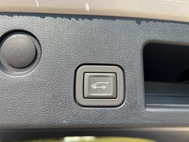 New 2026 GMC Terrain AT4 w/ Convenience Package III image 30