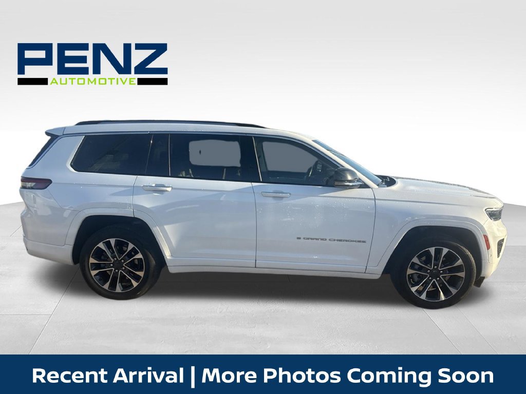 Used 2021 Jeep Grand Cherokee L Overland w/ Luxury Tech Group IV AWD/4WD image 5