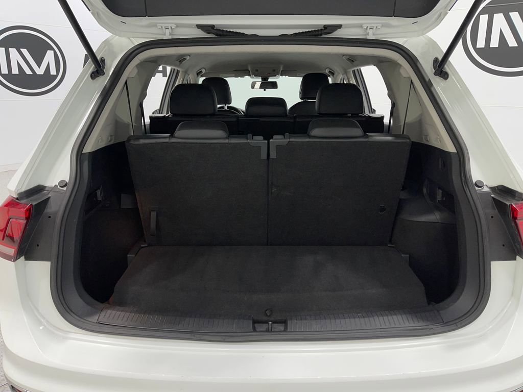 Used 2020 Volkswagen Tiguan SEL image 24