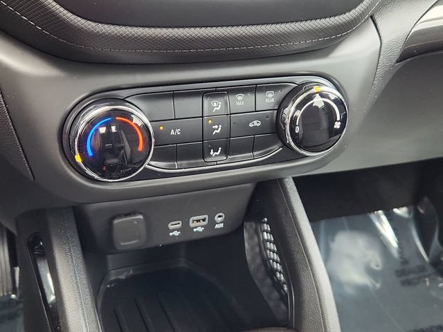 Used 2022 Chevrolet TrailBlazer LS FWD image 38