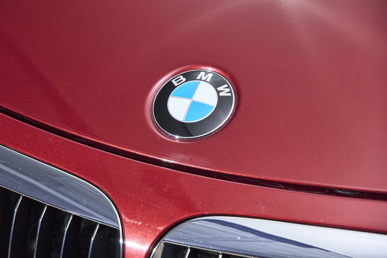 Used 2006 BMW M6 Coupe RWD image 36