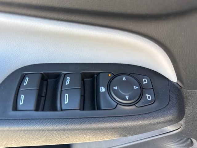 Used 2021 Chevrolet Equinox LS w/ LS Convenience Package image 22