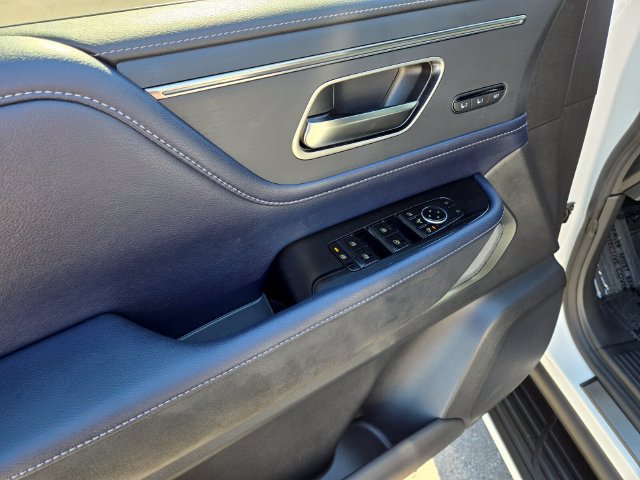 Certified 2026 INFINITI QX80 4WD image 12