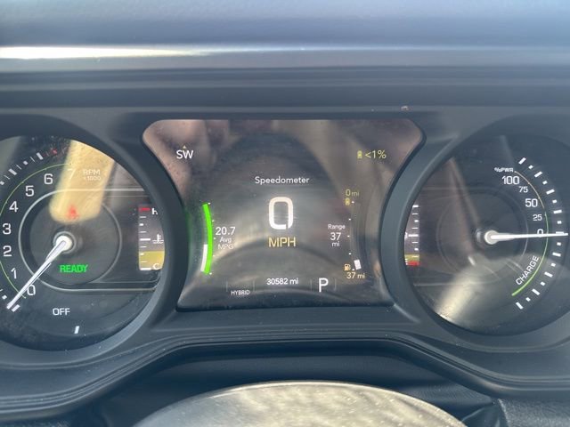 Used 2024 Jeep Wrangler Unlimited AWD/4WD image 14