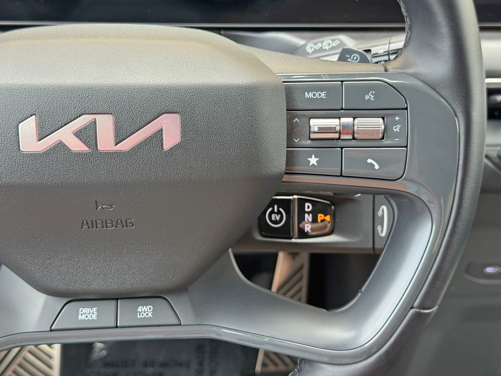 Used 2024 Kia EV9 GT-Line AWD/4WD image 24