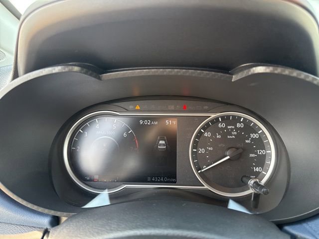 Used 2025 Nissan Versa SV image 19