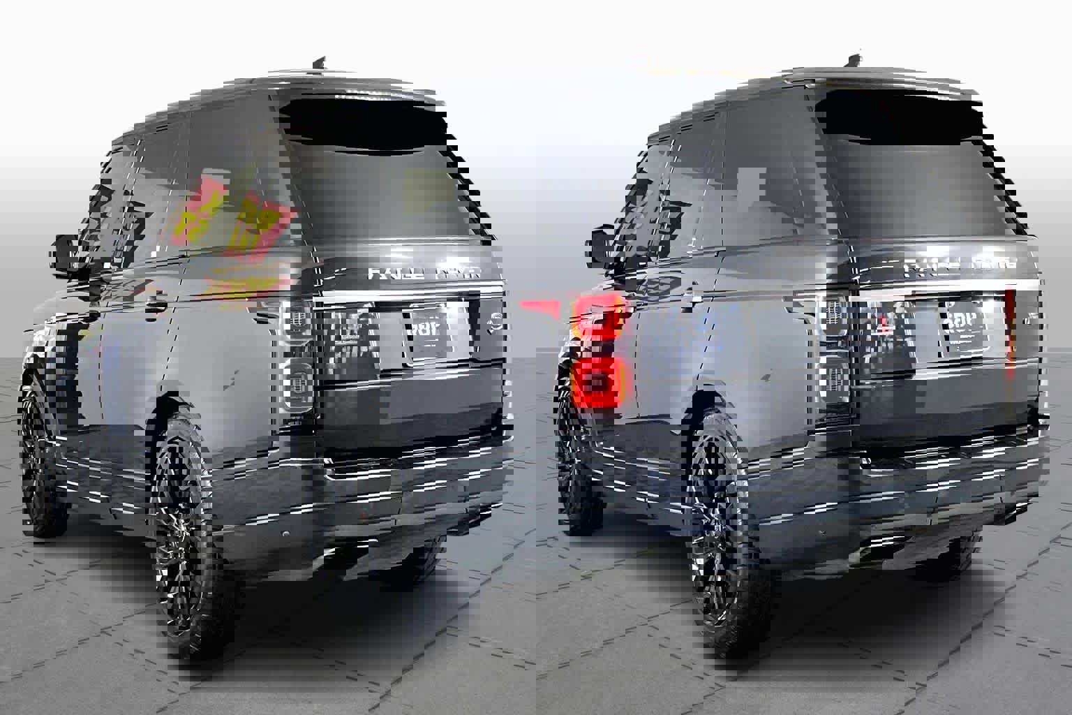 Used 2018 Land Rover Range Rover Supercharged image 11