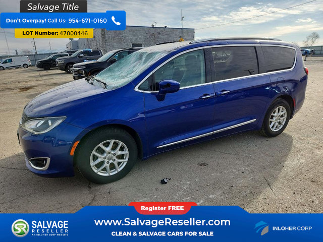 Used 2020 Chrysler Pacifica Touring-L FWD image 1
