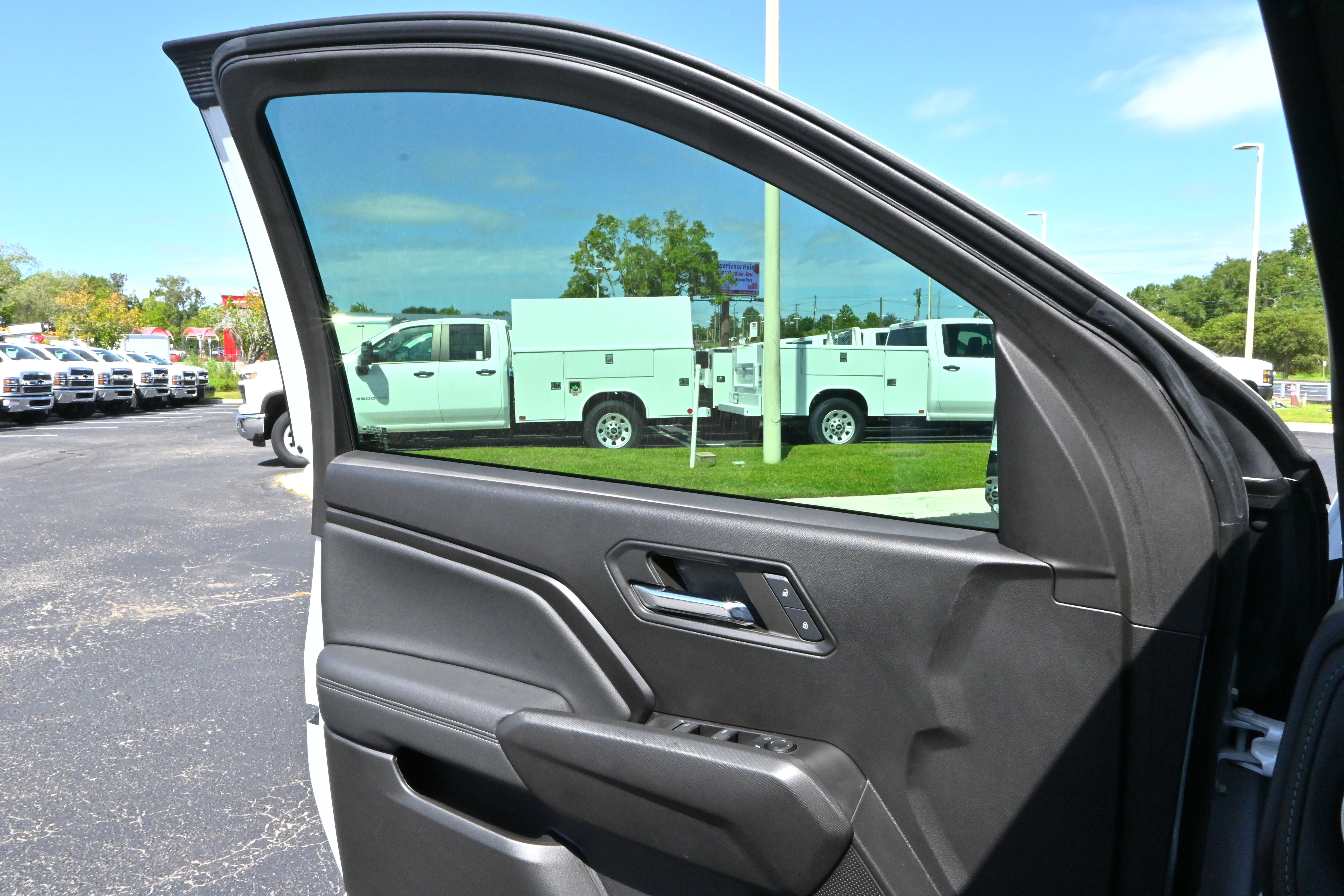 Certified 2024 Chevrolet Colorado LT w/ LT Convenience Package III image 20