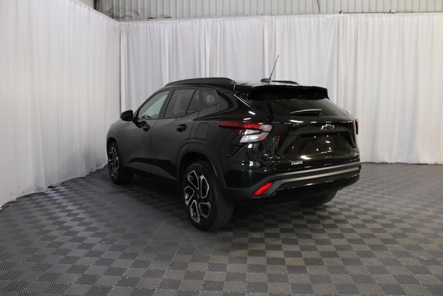 Used 2024 Chevrolet Trax RS w/ Driver Confidence Package image 21