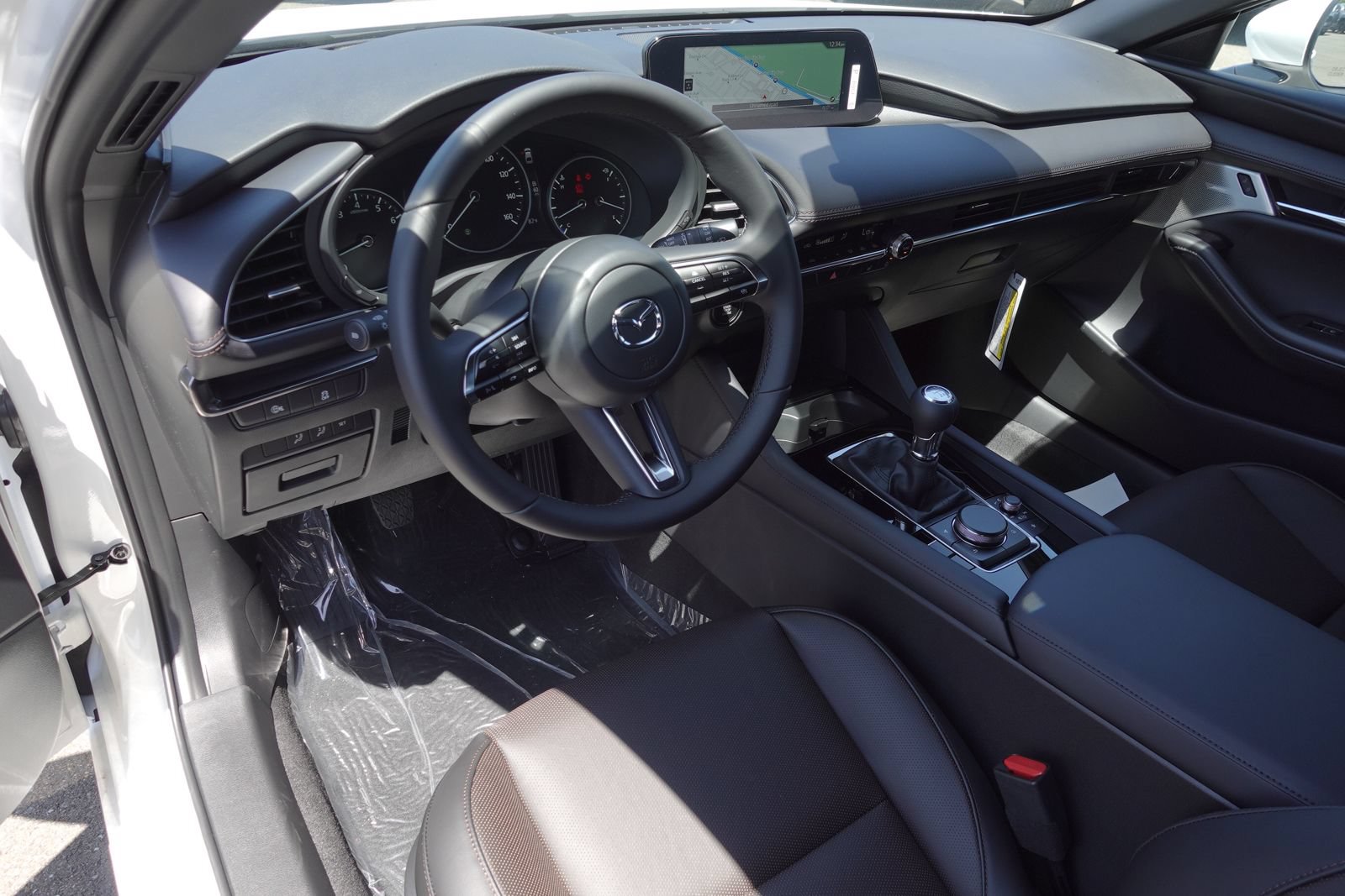 New 2026 MAZDA MAZDA3 2.5 S Hatchback w/ Premium Pkg FWD image 10